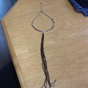 Choker with hanging strands